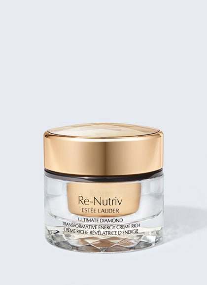 Re-Nutriv Ultimate Diamond Zengin İçerikli Yenileyici Bakım KremiNadir bulunan Kara Elmas Trüf Mantarı Ekstraktı içerir.